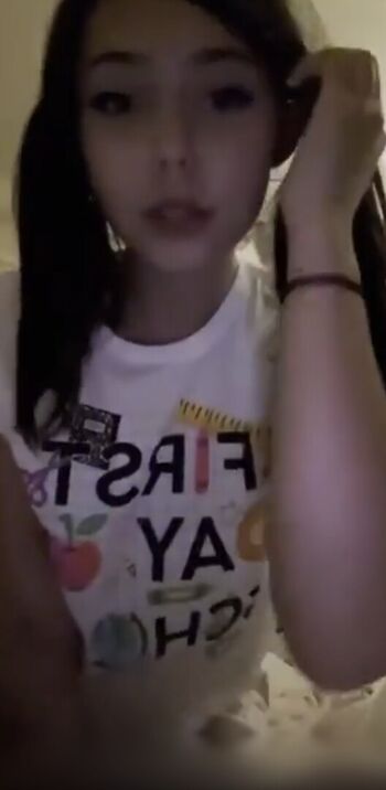 Full leaked Sofi baby/ private onlyfans photo