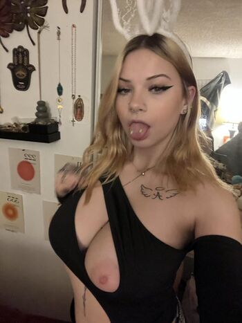 Full leaked Mailiholtx / private onlyfans photo