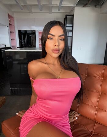 Full leaked Miiamor private onlyfans photo