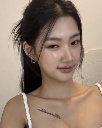 Full leaked Littleellee/ private onlyfans photo