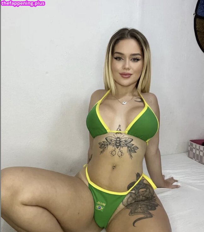 Full leaked Chloecloudy private onlyfans photo