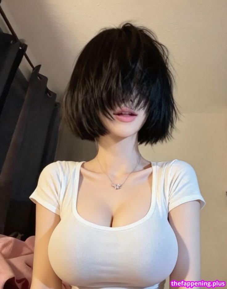 Full leaked Who is this / private onlyfans photo