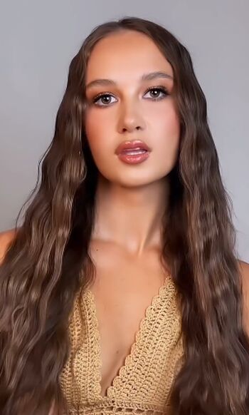 Full leaked Milaxmarie/ private onlyfans photo