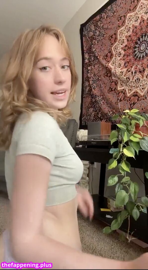 Full leaked Mona andre private onlyfans photo