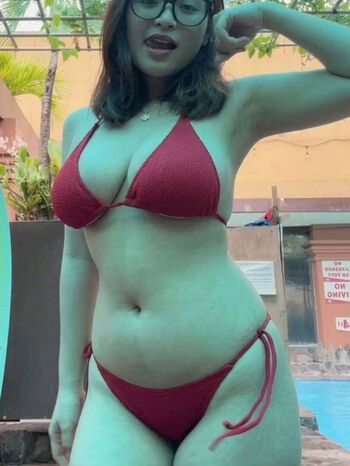 Full leaked Vrindardddd/ private onlyfans photo