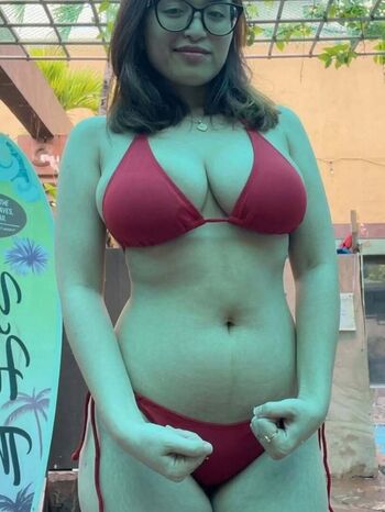 Full leaked Arrow/ private onlyfans photo