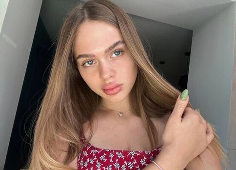 Full leaked Cutegiraffelife/ private onlyfans photo