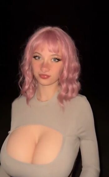 Full leaked Ellecakes/ private onlyfans photo