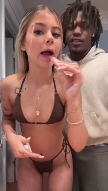 Full leaked Who is this  page private onlyfans photo