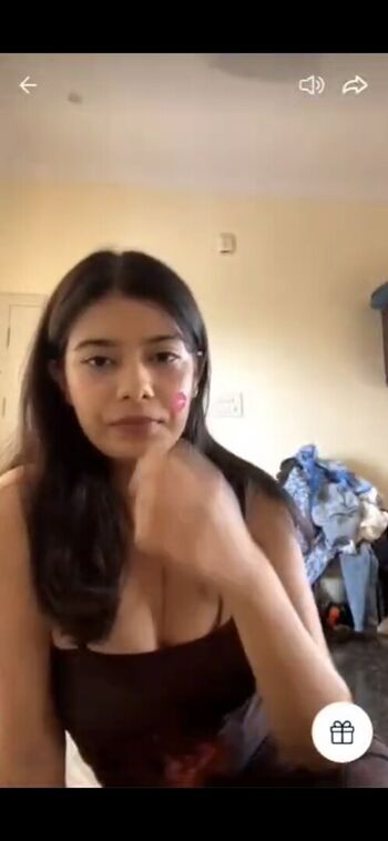 Full leaked Who is this  page private onlyfans photo