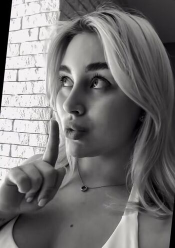 Full leaked Who is this  page private onlyfans photo