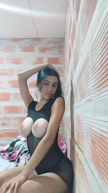 Full leaked Who is this  page private onlyfans photo