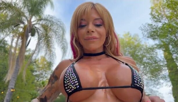 Full leaked Chelsea gabrielle / private onlyfans photo
