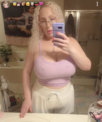 Full leaked Who is this  page private onlyfans photo