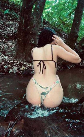 Full leaked Who is this private onlyfans photo