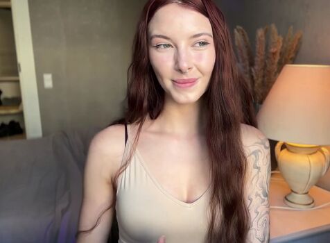 Full leaked Julieczr/ private onlyfans photo