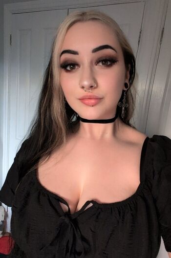 Full leaked Dee williams/ private onlyfans photo