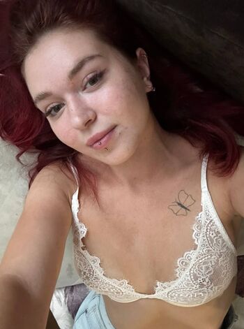 Full leaked Dollieprincess/ private onlyfans photo