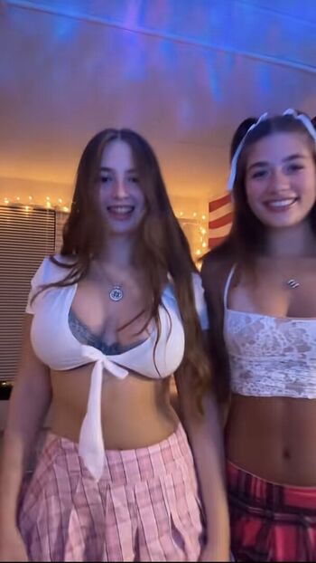 Full leaked Ramonalothbrok private onlyfans photo