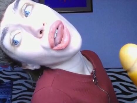 Full leaked Itsyourcherry / private onlyfans photo