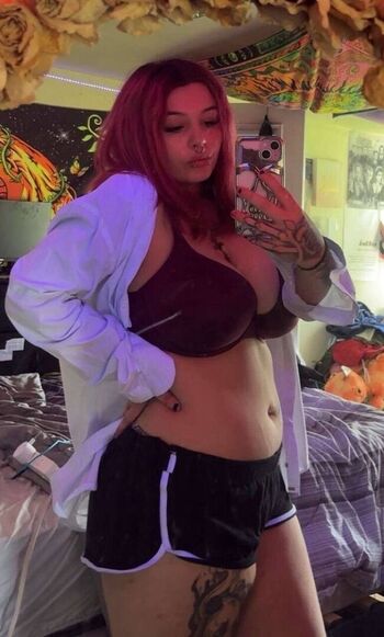 Full leaked Nadia kuvalda/ private onlyfans photo