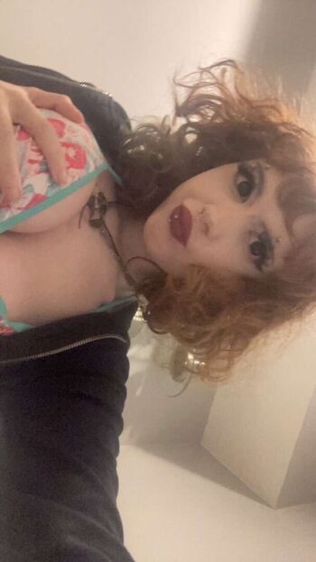 Full leaked Alainza/ private onlyfans photo