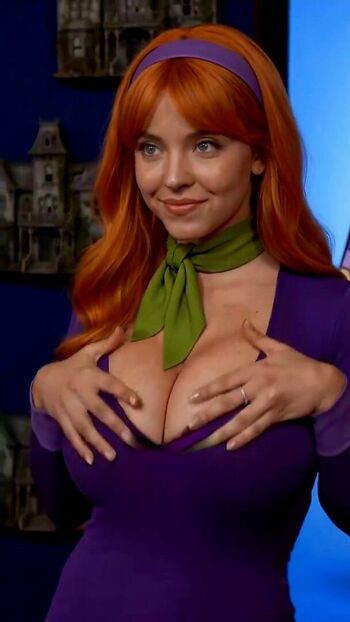Full leaked Hollyrose/ private onlyfans photo