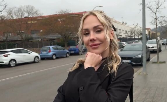 Full leaked Karazwaanstra/ private onlyfans photo