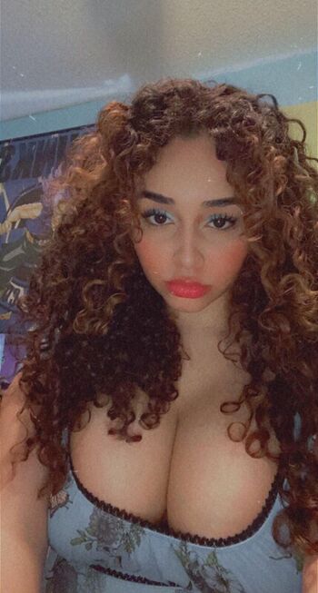 Full leaked Nahrin khan/ private onlyfans photo