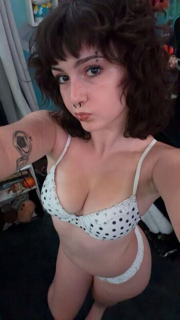 Full leaked Goldie glock/ private onlyfans photo
