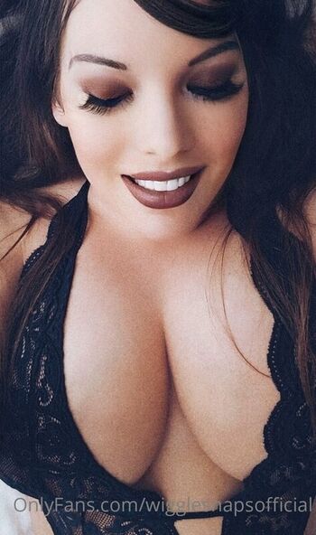 Full leaked Wigglesnaps page private onlyfans photo