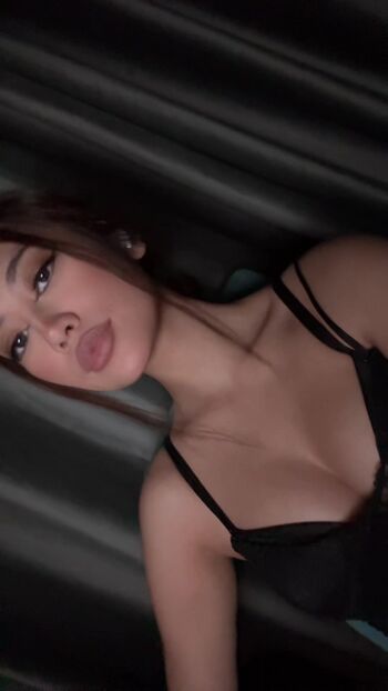 Full leaked Wiglyboo private onlyfans photo