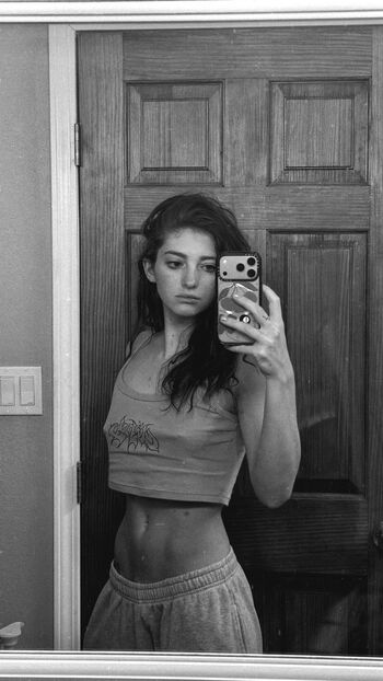 Full leaked Willow shields private onlyfans photo