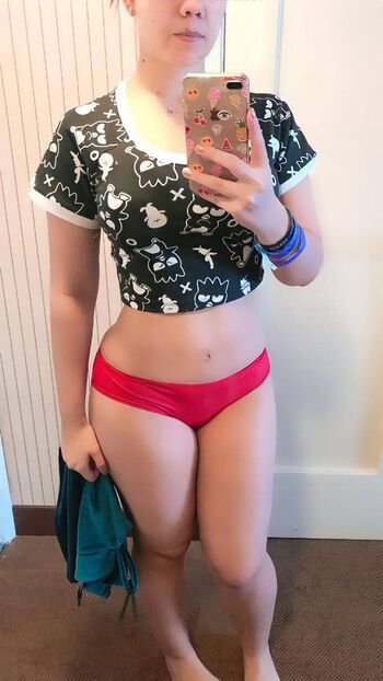 Full leaked Windy girk private onlyfans photo