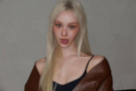 Full leaked Winter aespa page private onlyfans photo