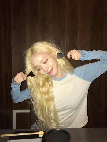 Full leaked Winter aespa page private onlyfans photo