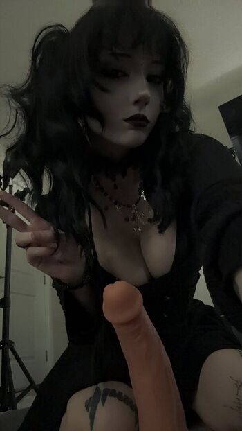 Full leaked Witch bits private onlyfans photo
