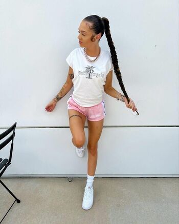 Full leaked Woah vicky private onlyfans photo