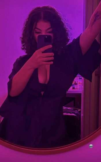 Full leaked Woahh emily page private onlyfans photo