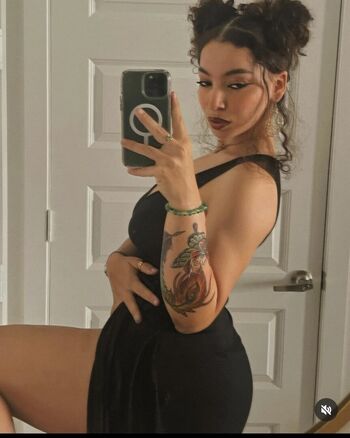Full leaked Woahh emily private onlyfans photo