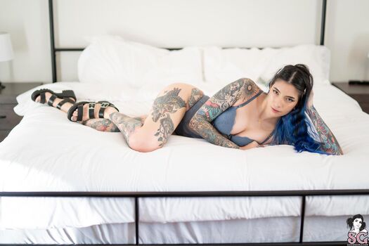 Full leaked Wildwifebarbie/ private onlyfans photo