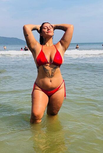 Women In Bikinis