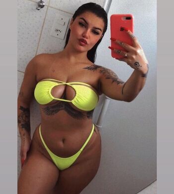 Full leaked Women in bikinis page private onlyfans photo