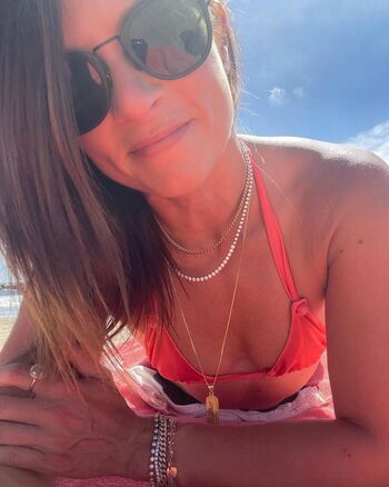 Full leaked Women motorsports page private onlyfans photo
