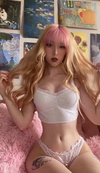 Women With Long Torso