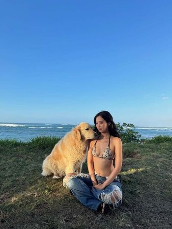 Full leaked Womenk pop page private onlyfans photo
