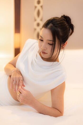 Full leaked Womenk pop page private onlyfans photo