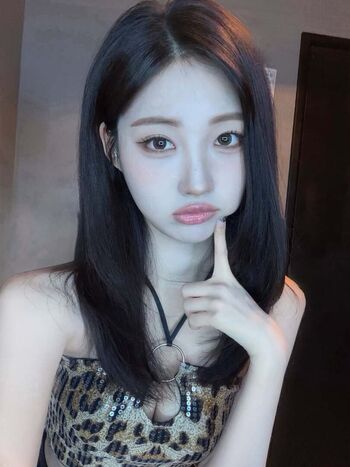 Full leaked Womenk pop page private onlyfans photo