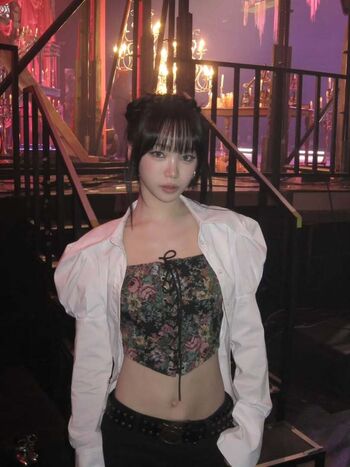 Full leaked Womenk pop private onlyfans photo