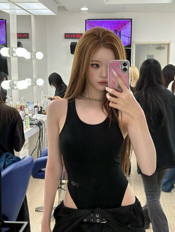 Full leaked Womenk pop page private onlyfans photo